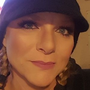 Meet your Posher, Candilyn